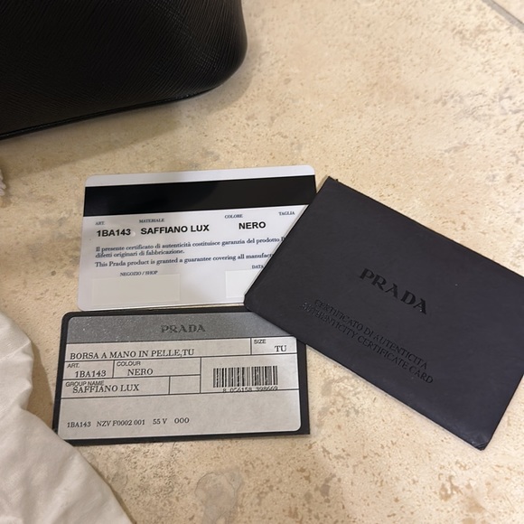 💯% AUTHENTIC PRADA PROMENADE HANDBAG BLACK SAFFIANO LUX - Picture 6 of 8